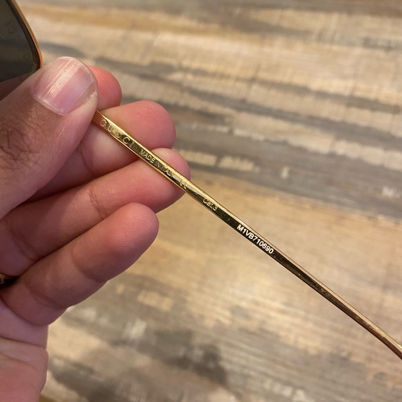 Gucci Sunglasses - Picture 5 of 8